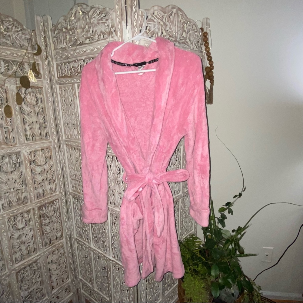 Fuzzy Pink Joe Boxer Robe